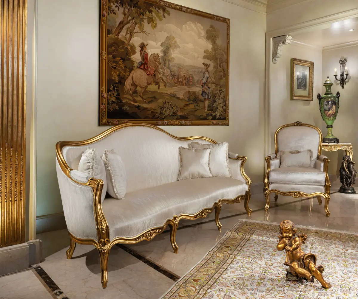 Gallery Zedan interior showroom