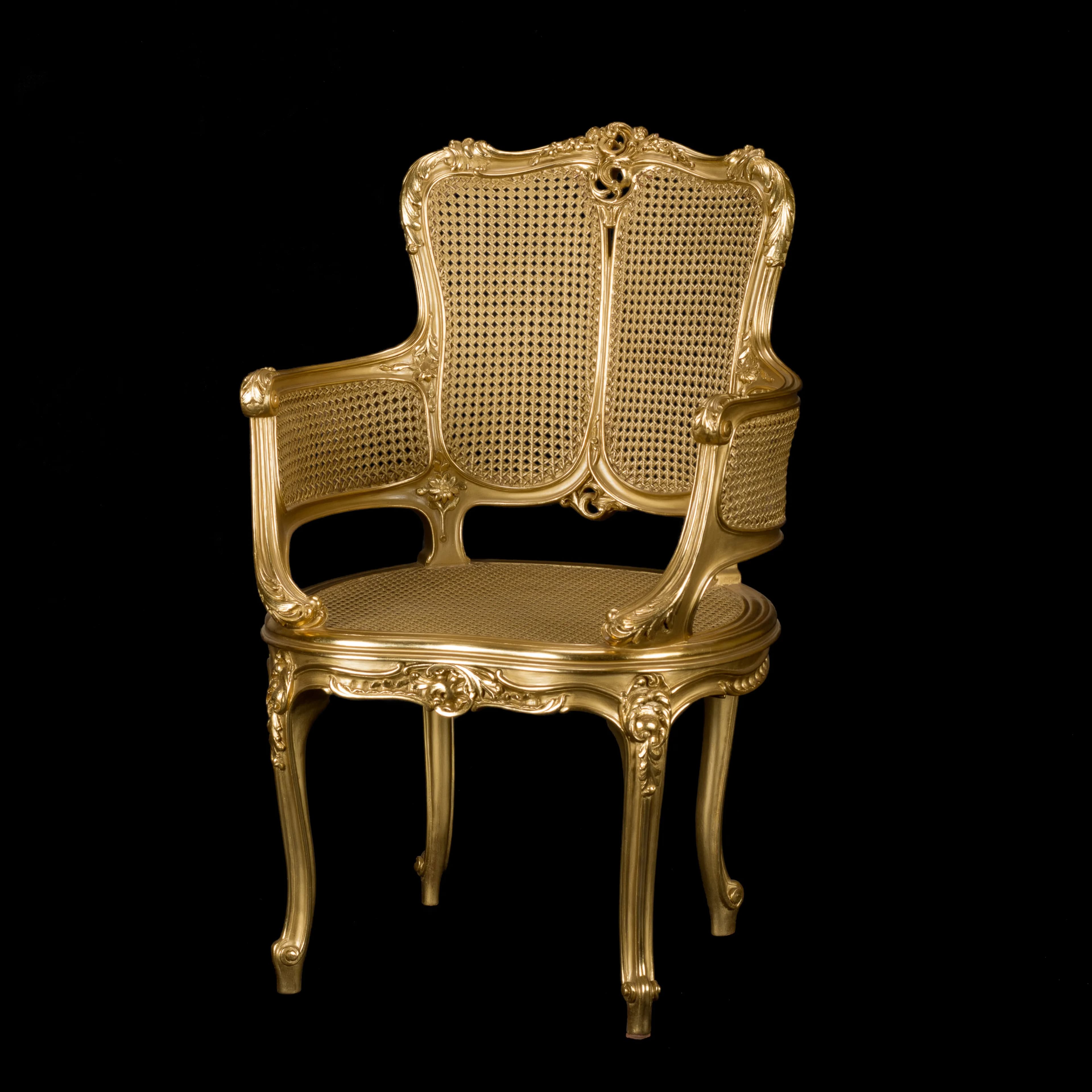 Arm chair