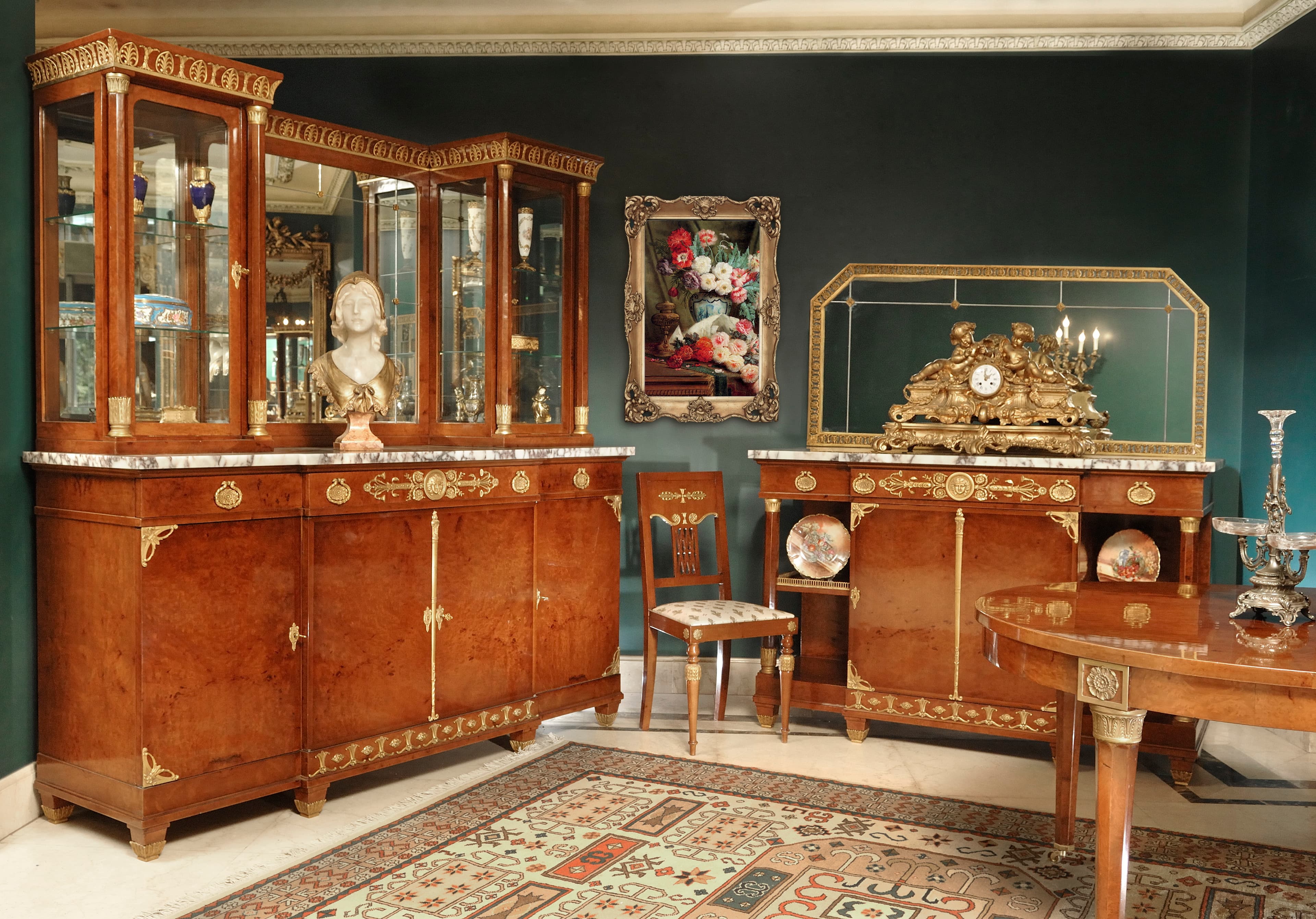 Luxury Classic Walnut & Ormolu-Mounted Dining Room Set