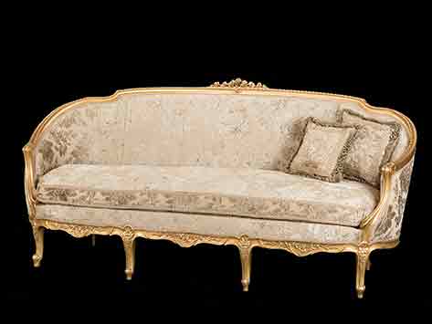 Classic Giltwood Salon Set in Beige Floral Jacquard