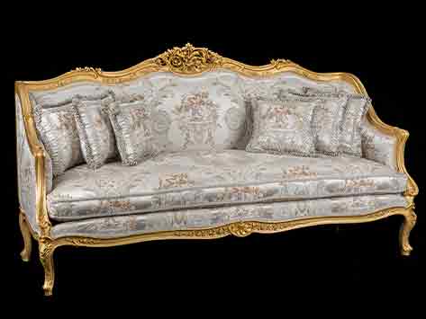 Classic Giltwood Salon Set in Silver Floral Silk Brocade