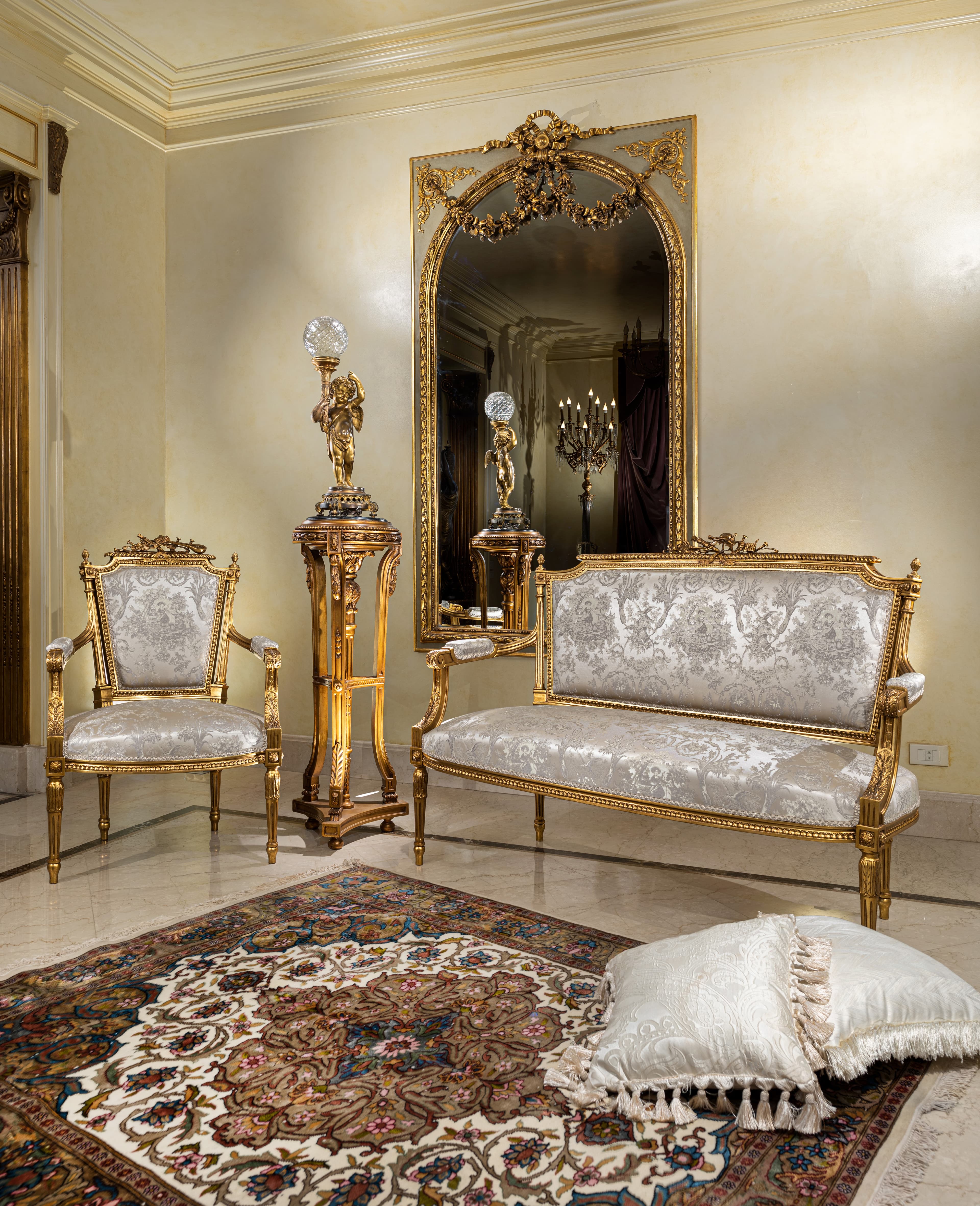 Classic Giltwood Salon Set 