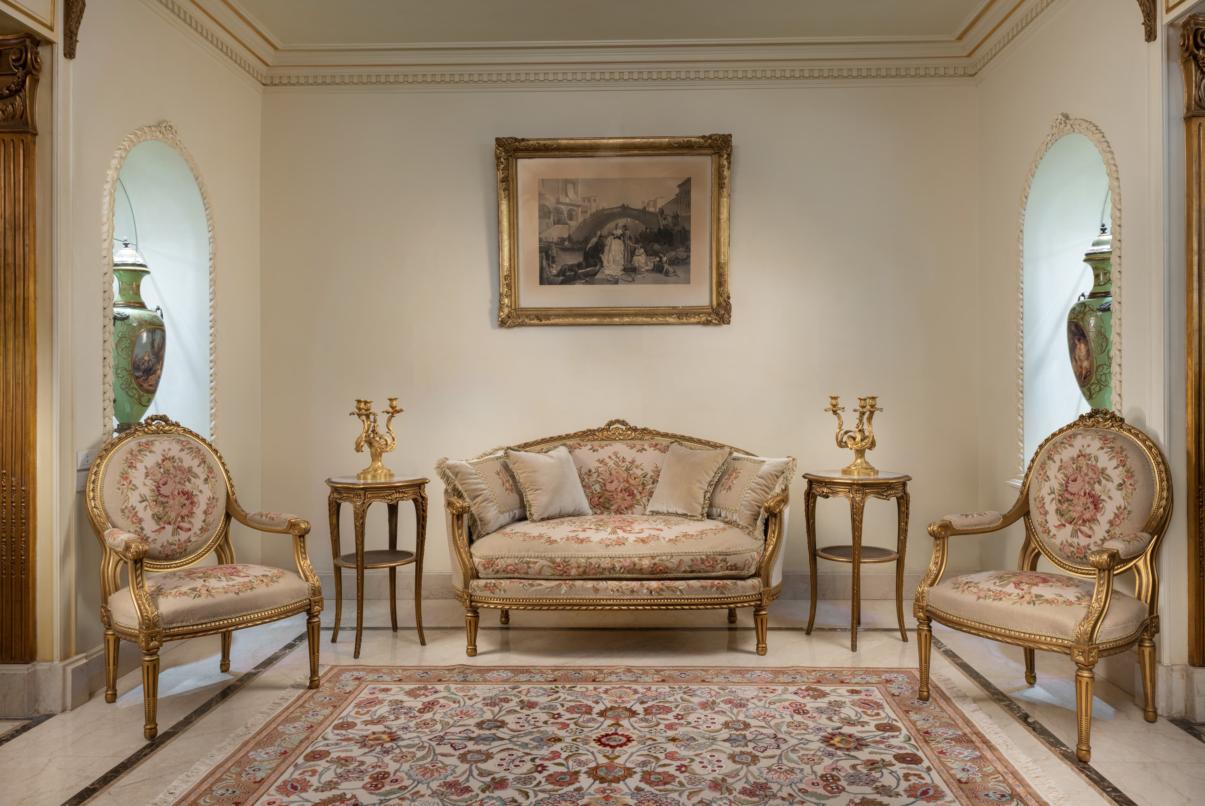 Classic Giltwood Salon Set in Silver Floral Silk Brocade